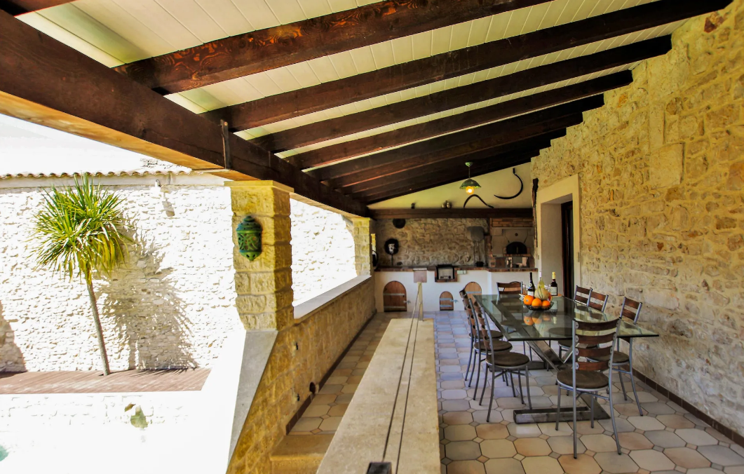 Maison-Bourg-Saint-Andeol-REF7539635