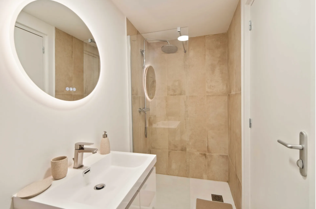 Appartement-Saint-Tropez-REF5589965